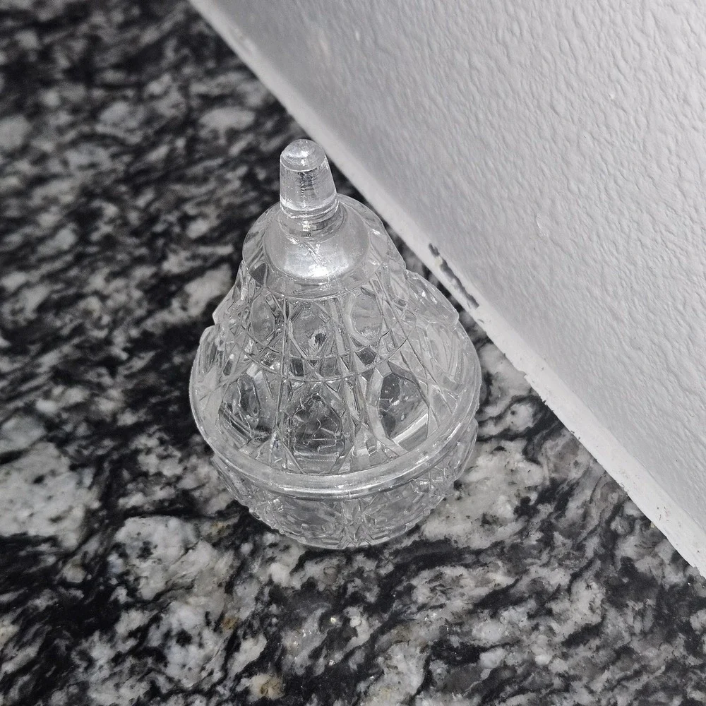 Vintage Crystal Pear Lidded Candy/ Trinket Dish/‎ salt cellar/ Condiment dish